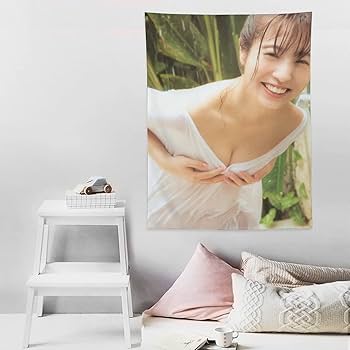 斉藤優里グッズ多数(生写真・直筆サイン・限定ポスター・限定グッズ等) Amazon.co.jp: 乃木坂46斉藤優里水着写真ポスターセクシー清純